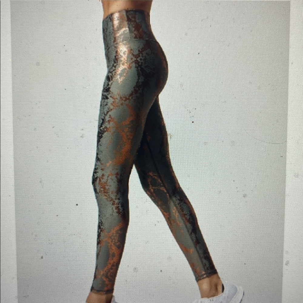 Carbon38 Metallic Snake High Rise Leggings Sz Lar… - image 6